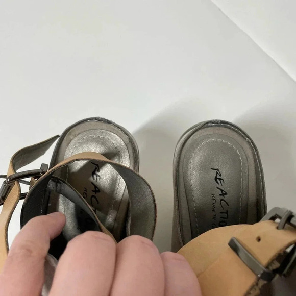 Kenneth Cole Reaction 7 Sparkles Suede Strappy Sandal Heel Size 10 - Picture 4 of 8